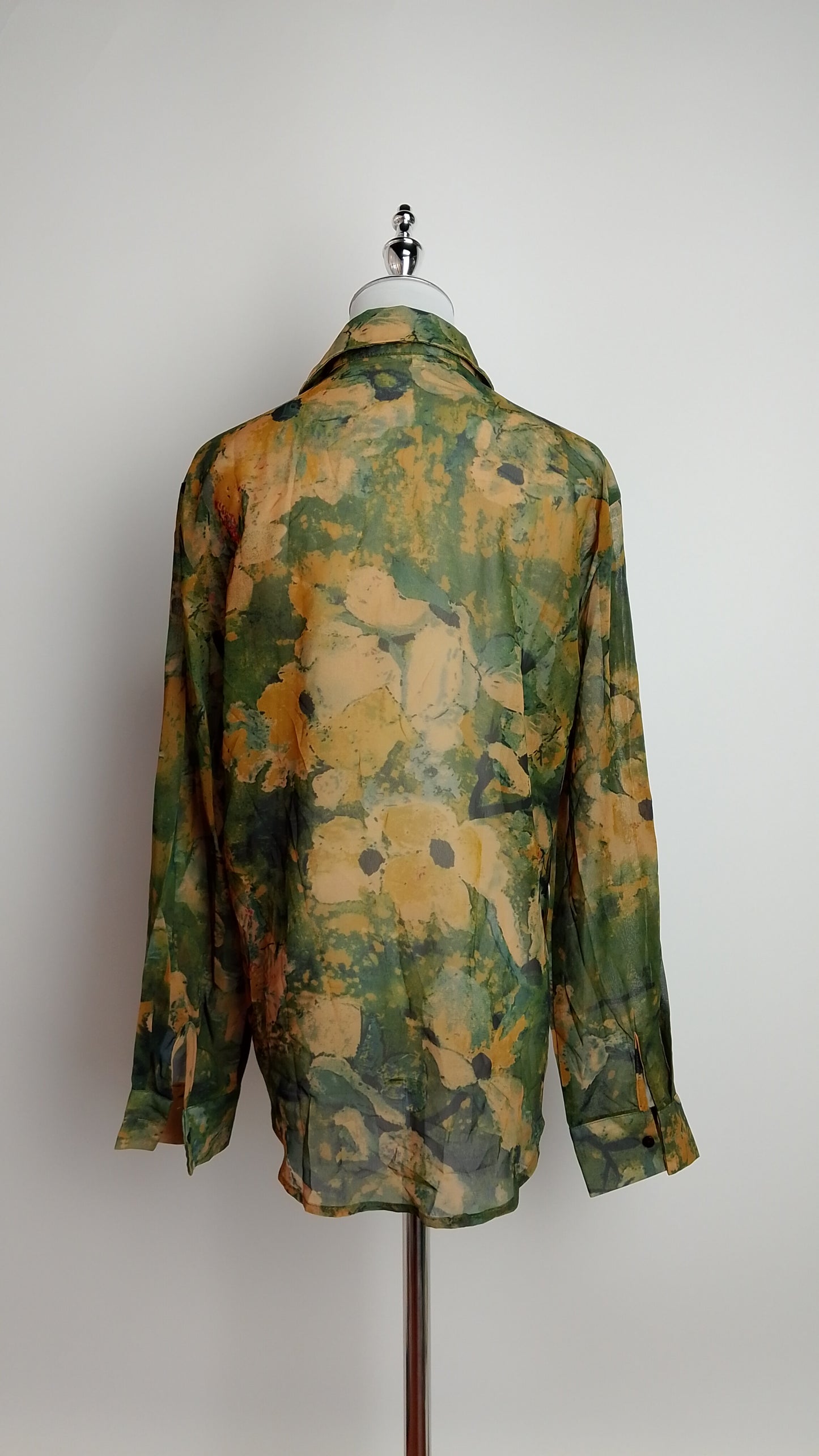 Blusa estampada verde oliva / ANB26011