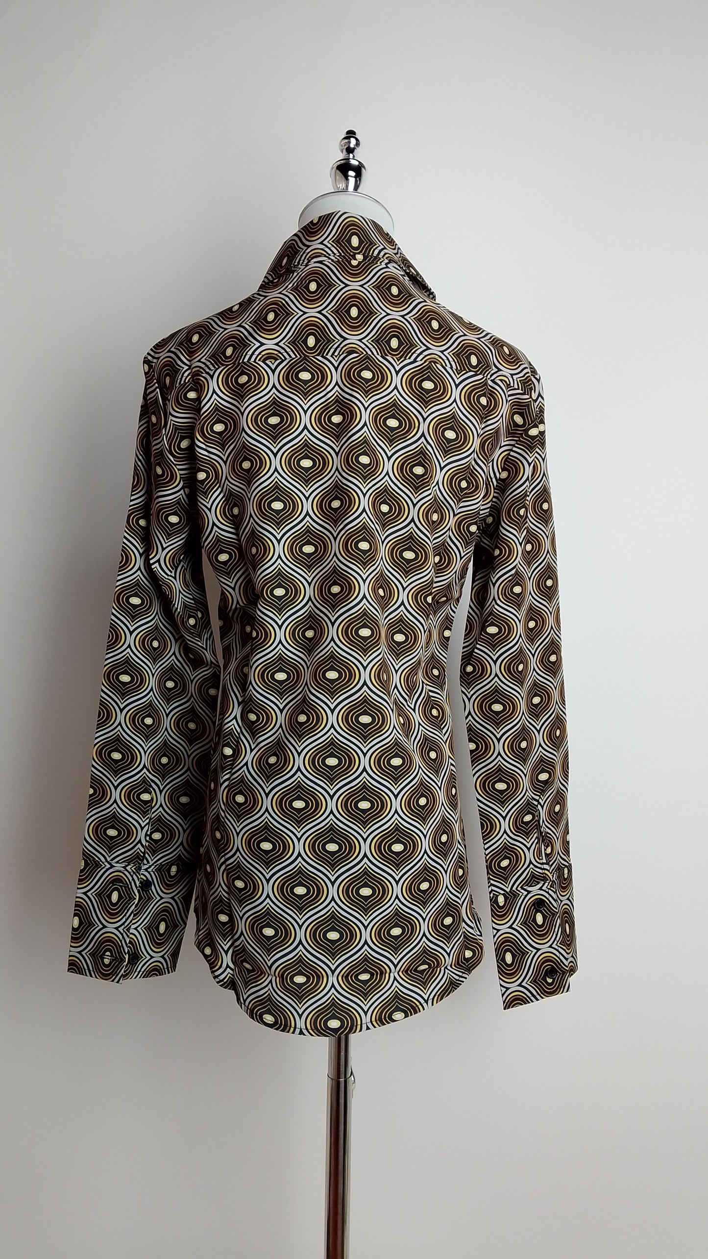 Blusa estampada café / ANB26005