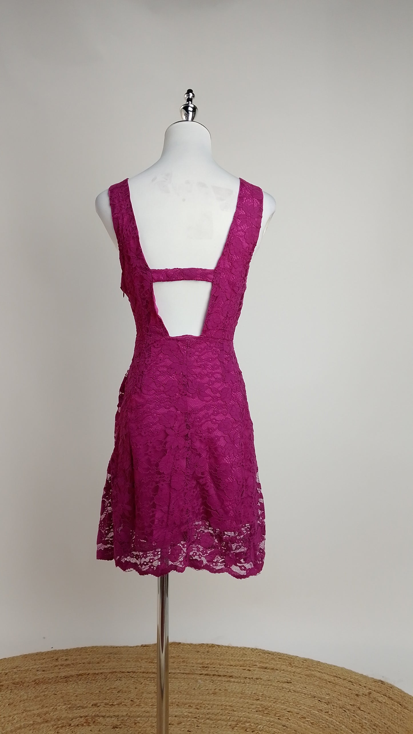 Vestido corto fucsia / ANV104