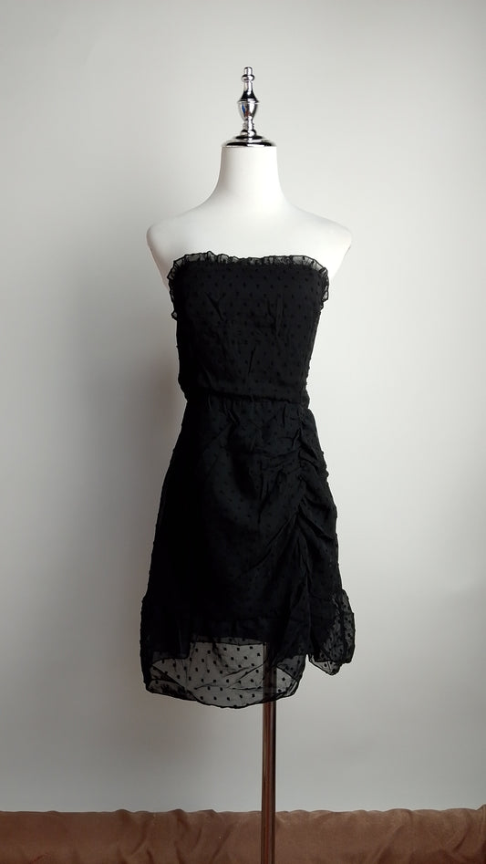 Vestido negro strapless / ANV38