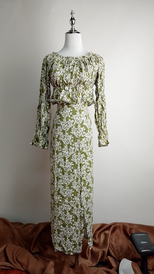 Conjunto verde floral top y falda midi / ANS14