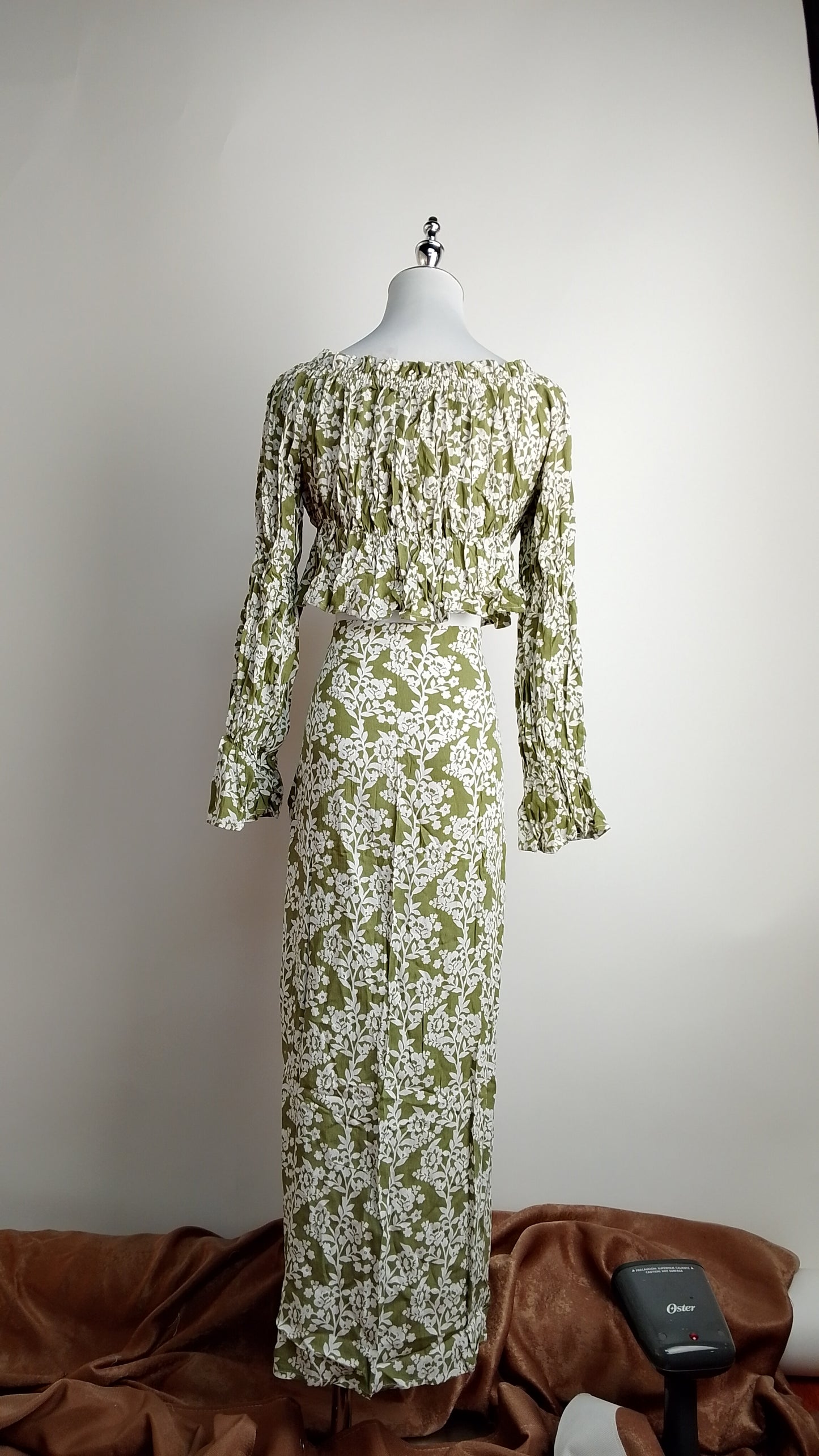 Conjunto verde floral top y falda midi / ANS14