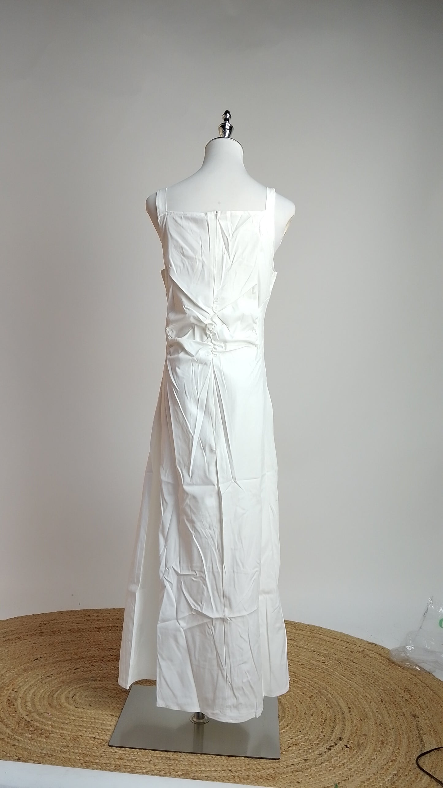 Vestido Blanco Minimalista Midi / L71A