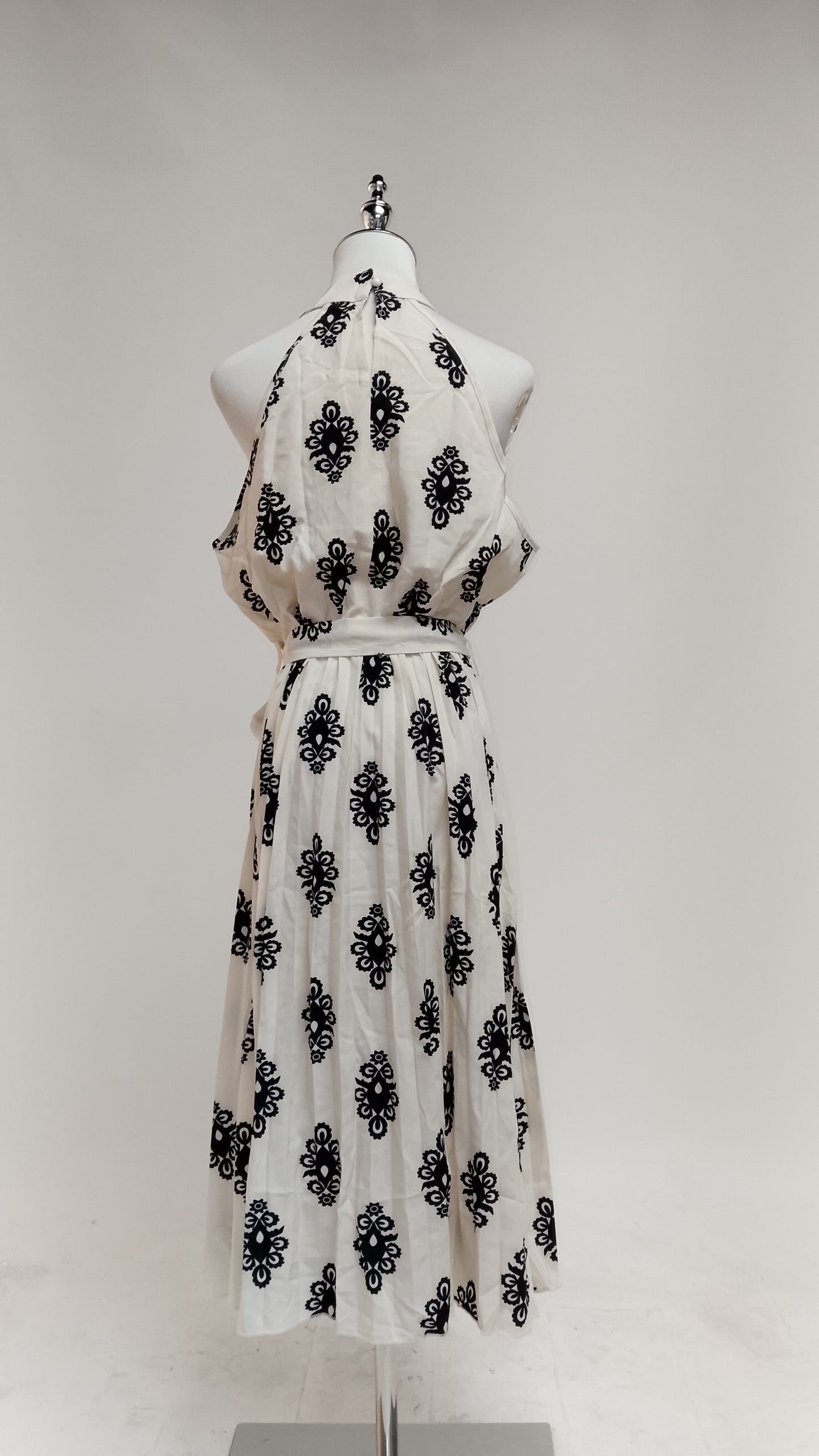 Vestido Blanco y Negro / SH99