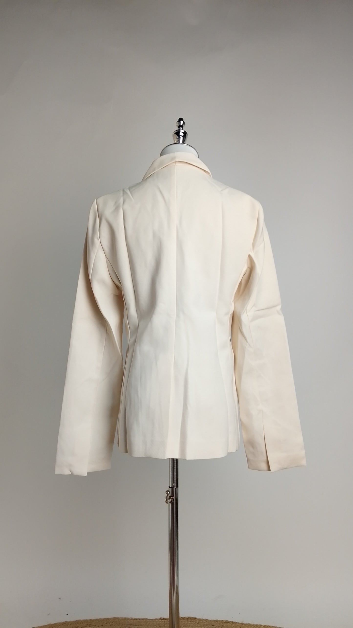 Blazer Blanco Elegante Clásico / ANBL2645
