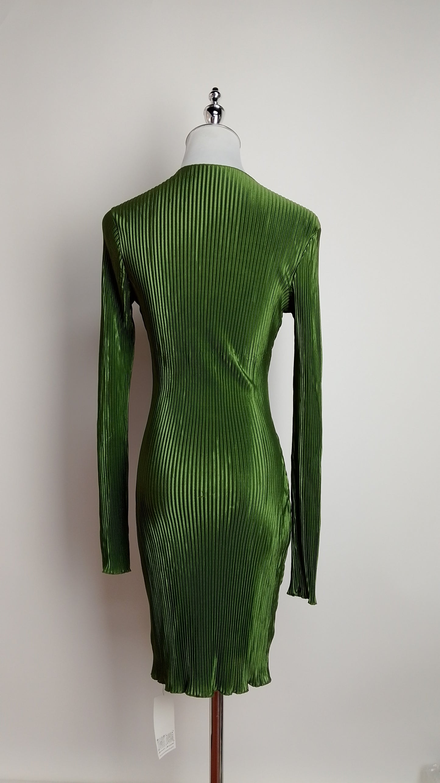Vestido verde ajustado manga larga / L26A