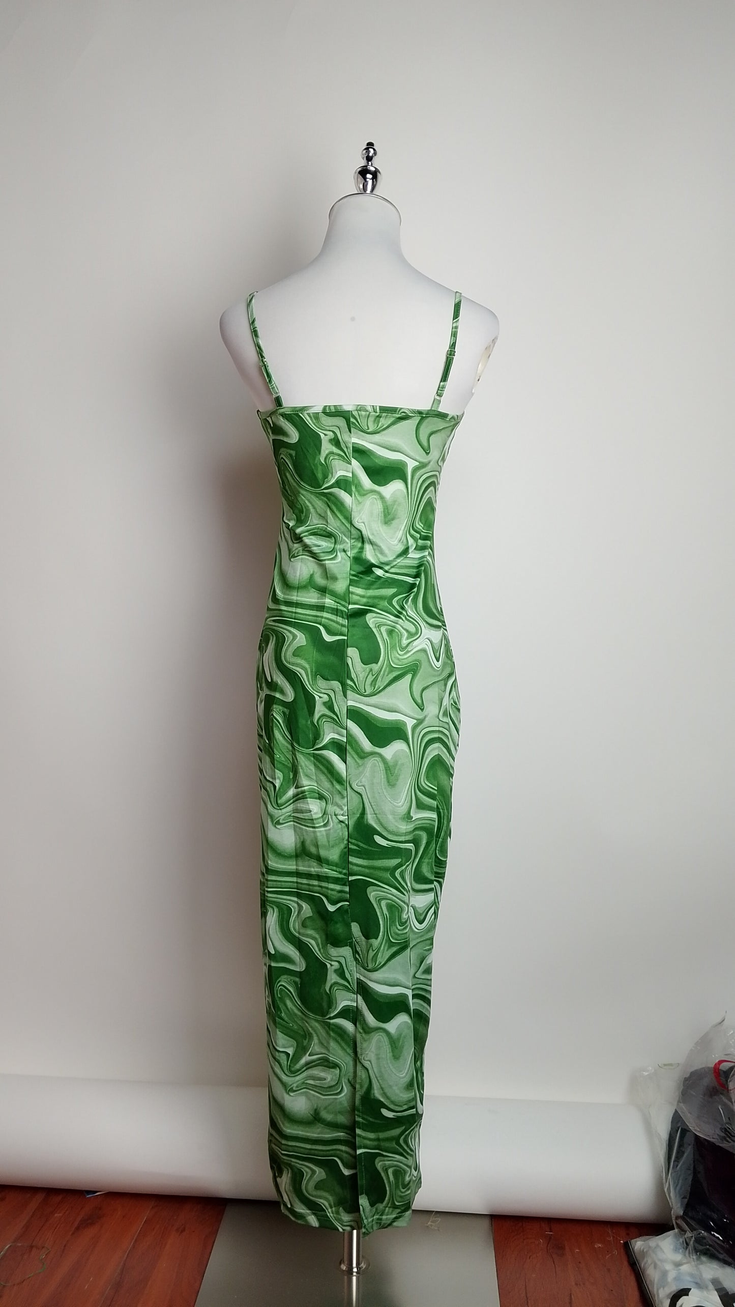 Vestido verde marmoleado midi / L36A