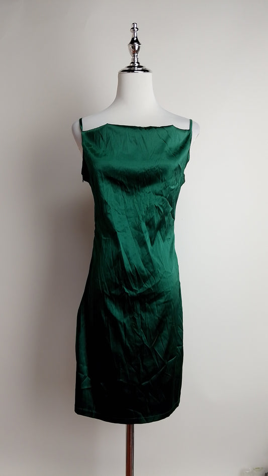 Vestido corte medio / SH48
