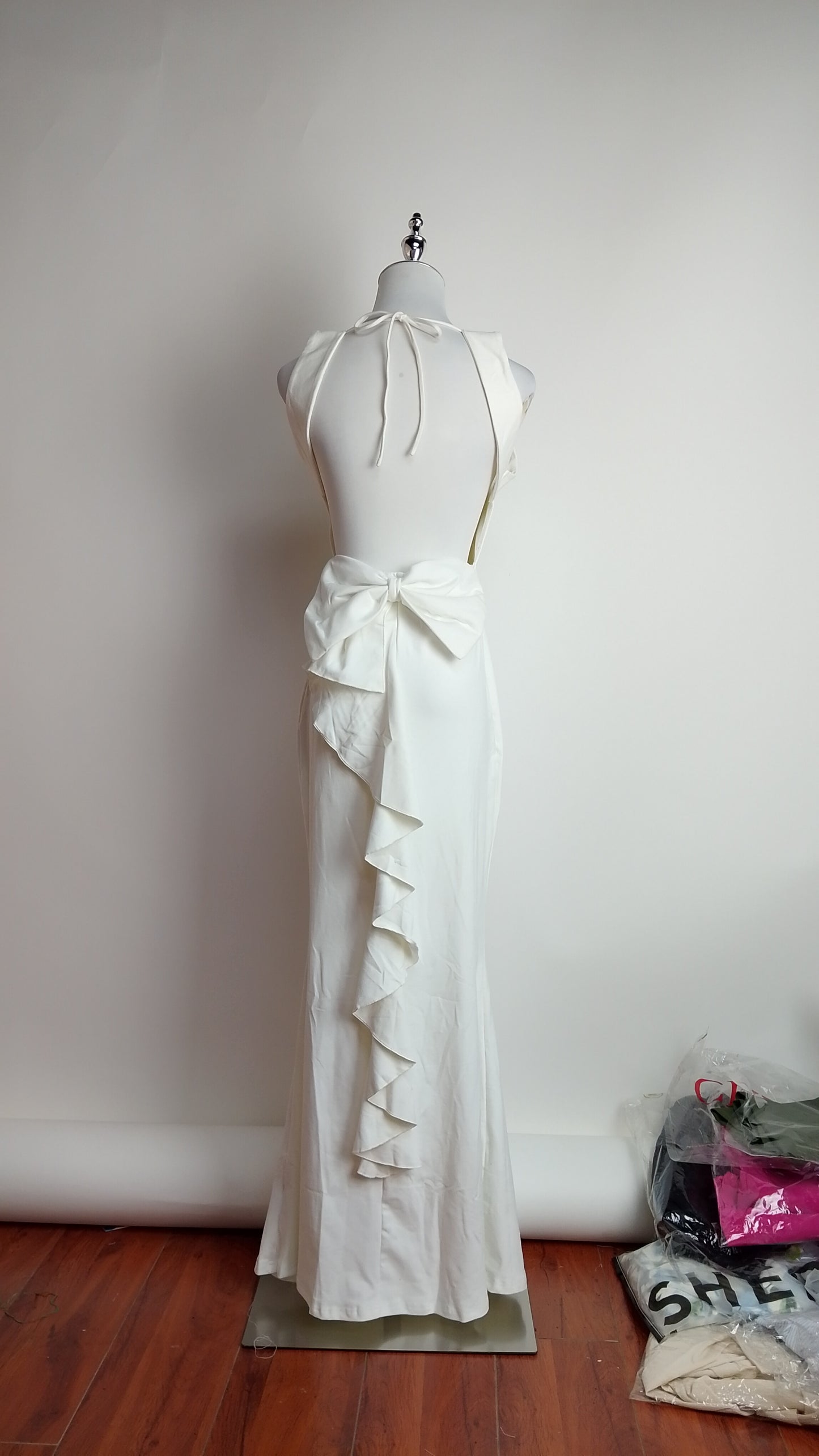 Vestido elegante blanco / SH67