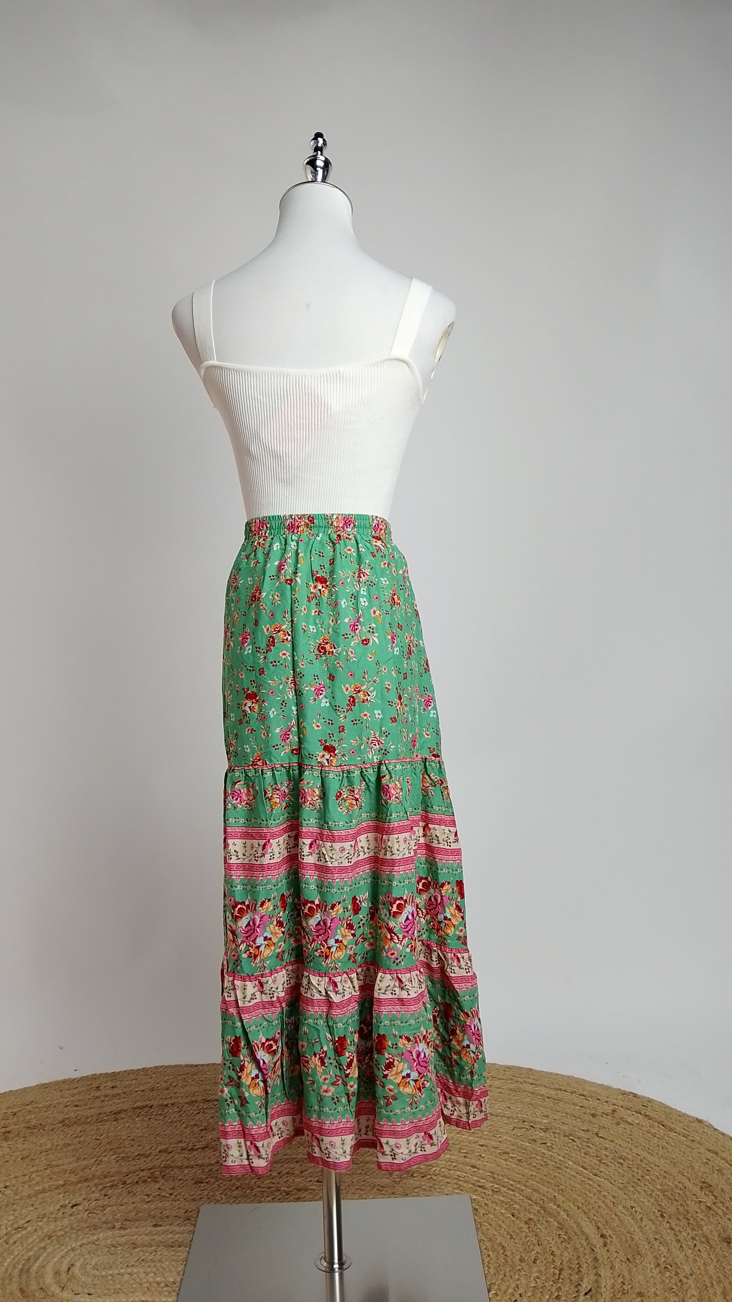Falda Floral Verde / ANF05