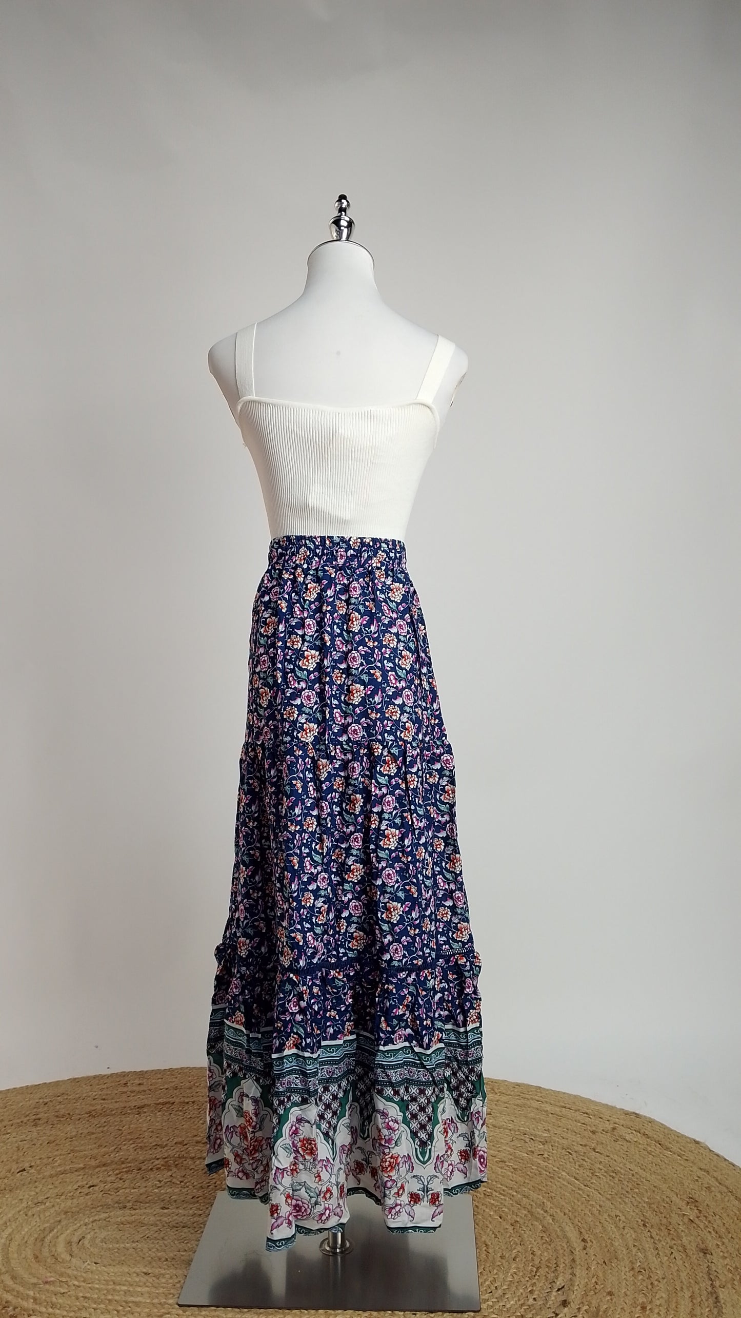 Falda Bohemia Oscura Estampada / ANF06