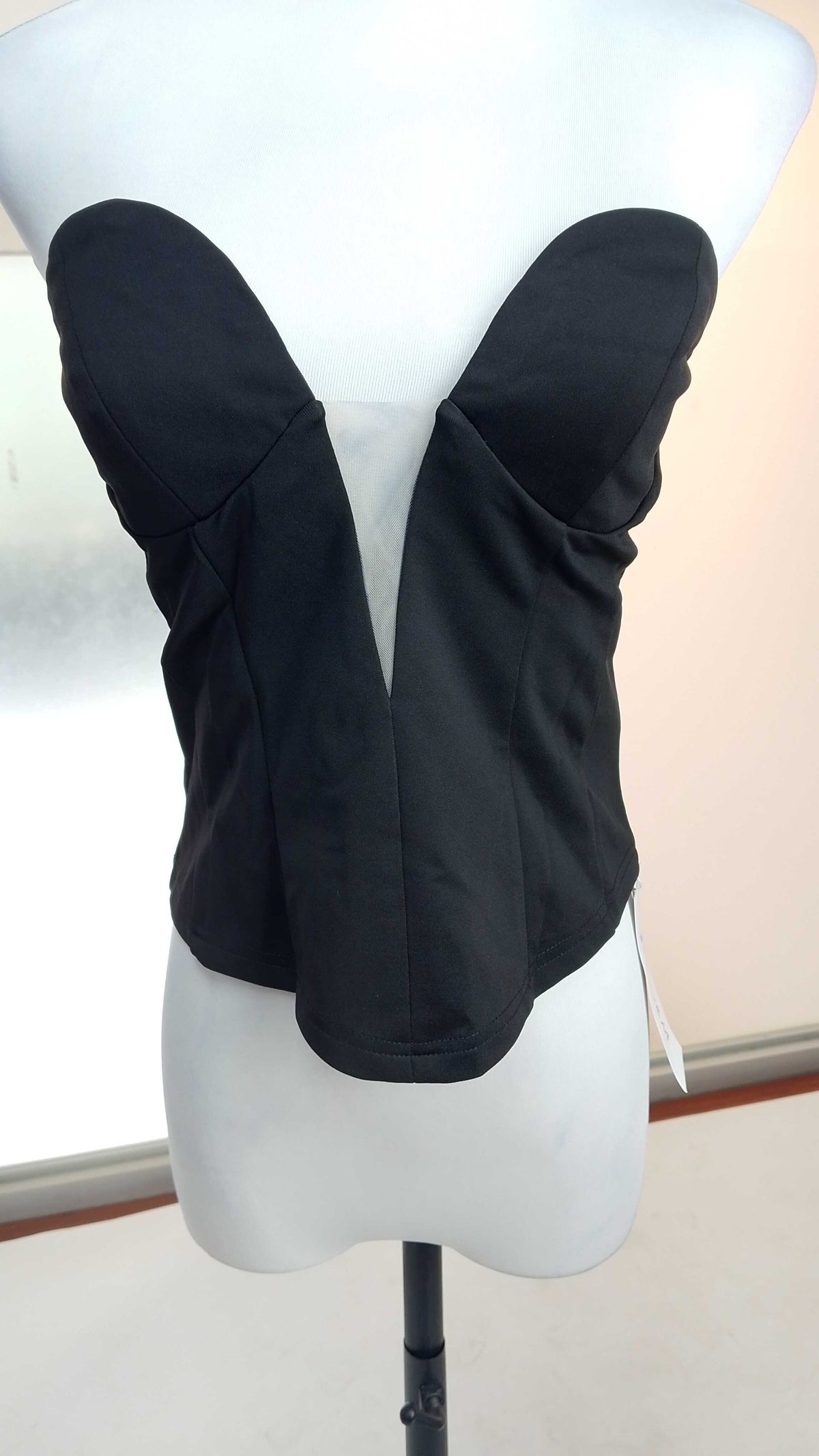 Top negro peplum strapless D&M / V340