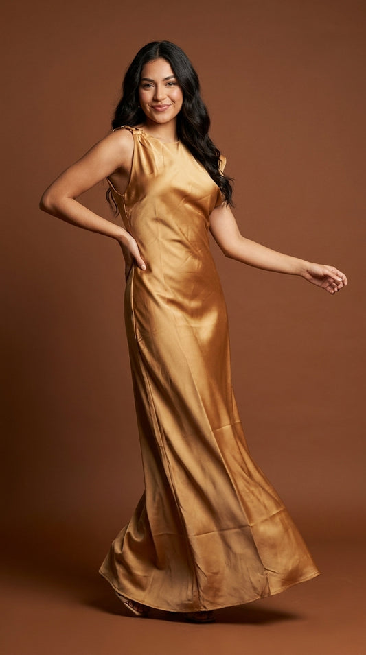 Vestido largo dorado satinado / ANV103