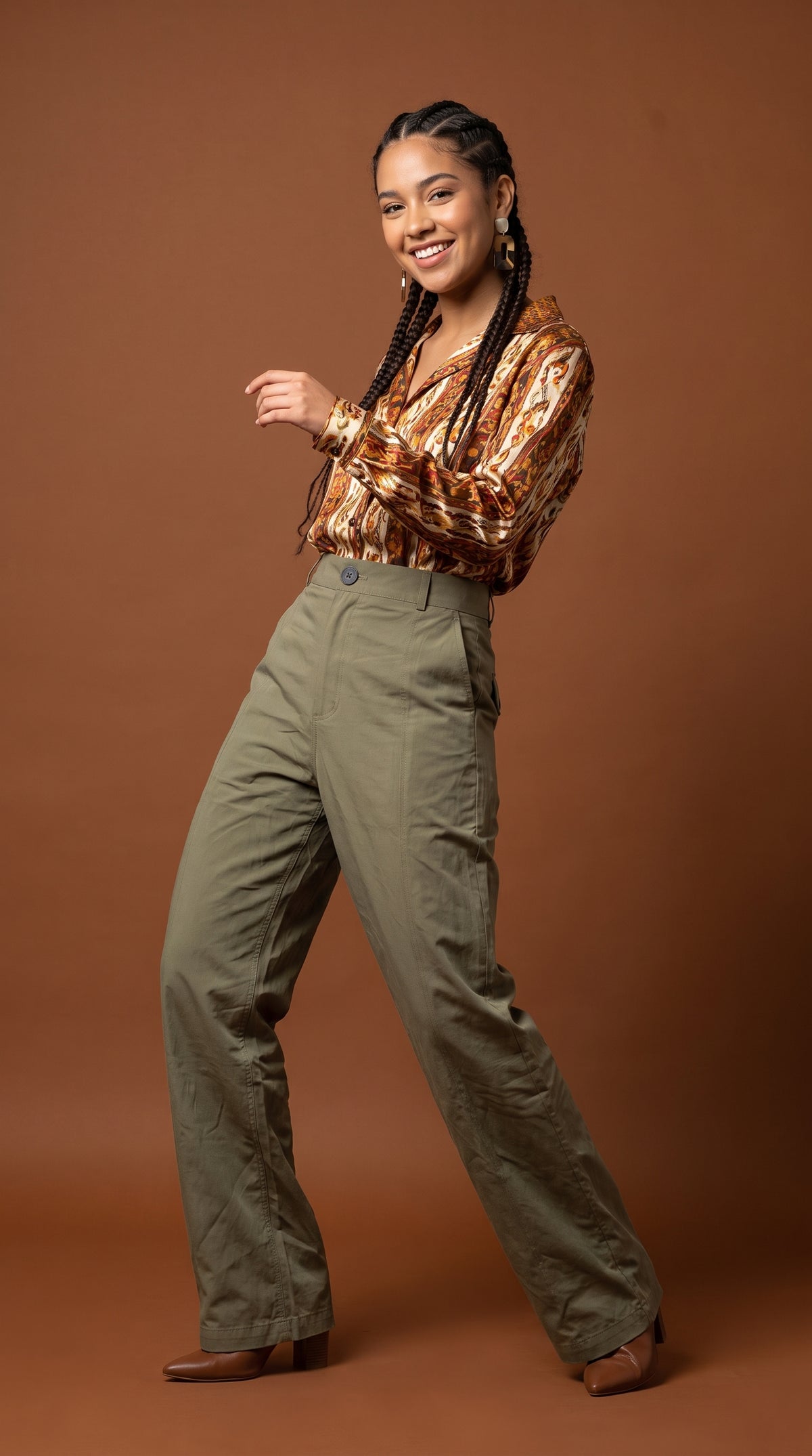 Pantalón verde oliva casual / ANE1001-23