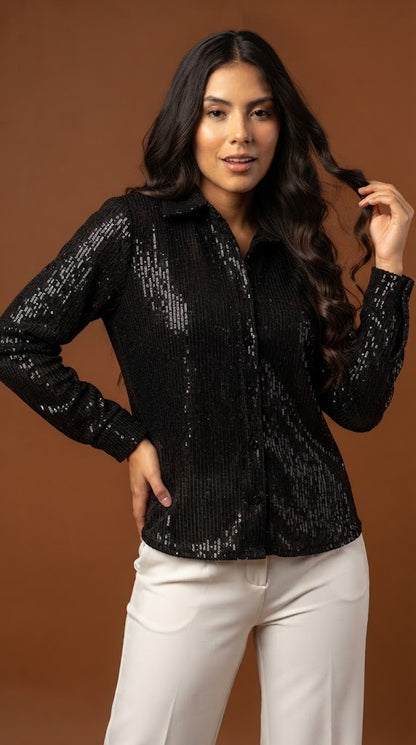 Blusa negra manga larga / UV55