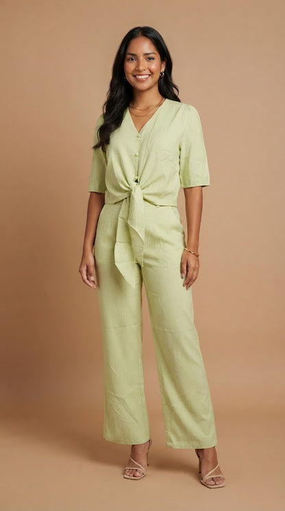 Set con Blusa Anudada y Pantalón Recto / ANSET25