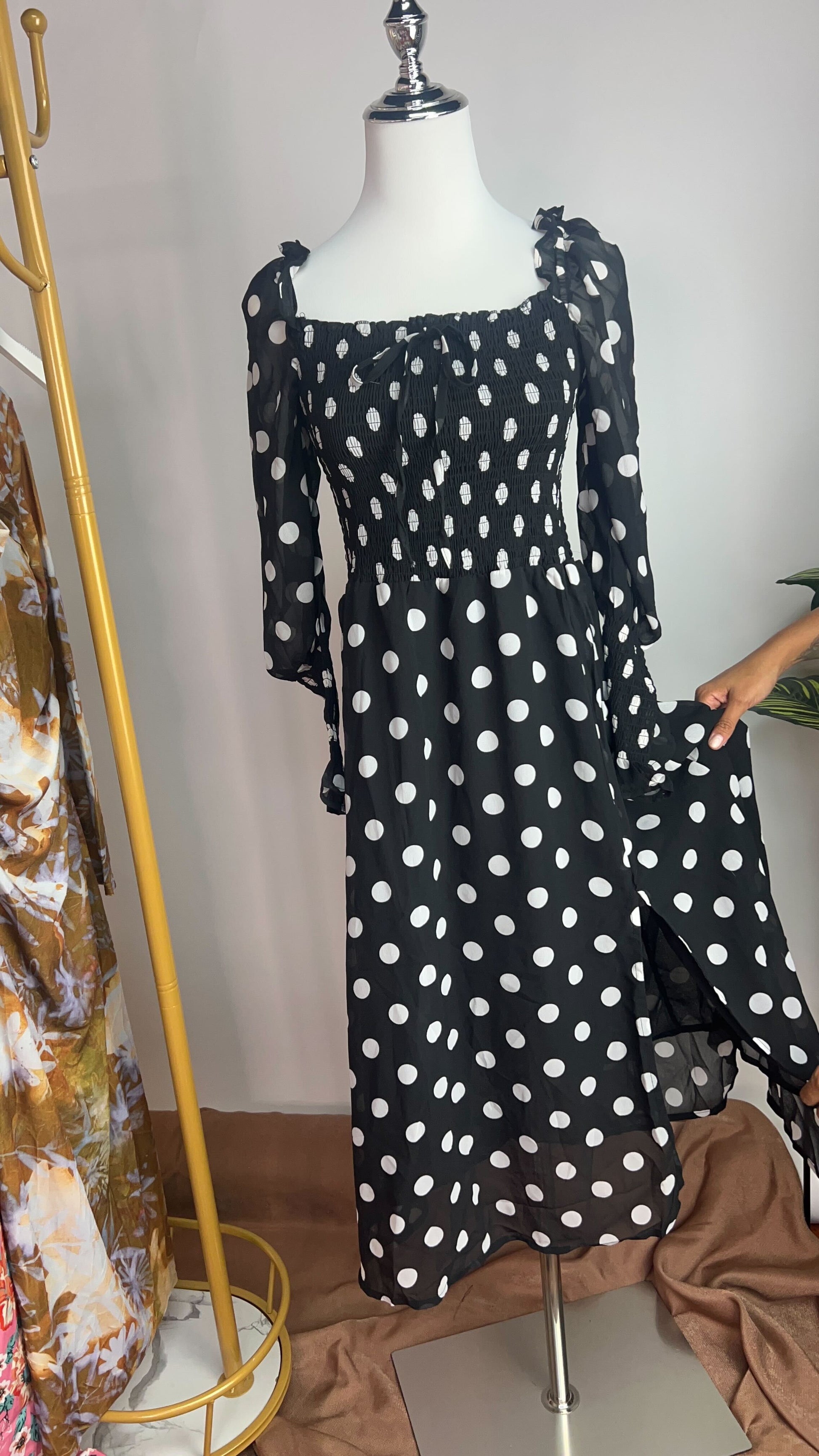 Vestido negro midi con lunares blancos /ANV06 image 2