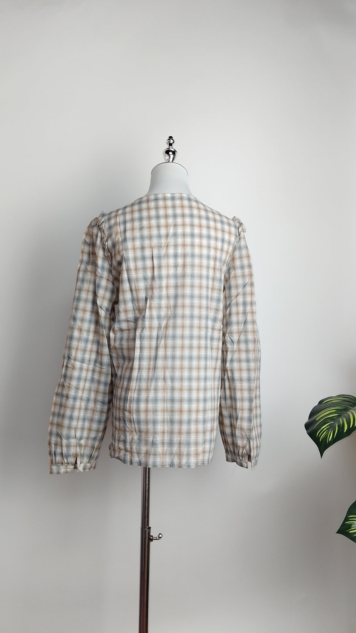 Blusa cuadros gris / ANB10