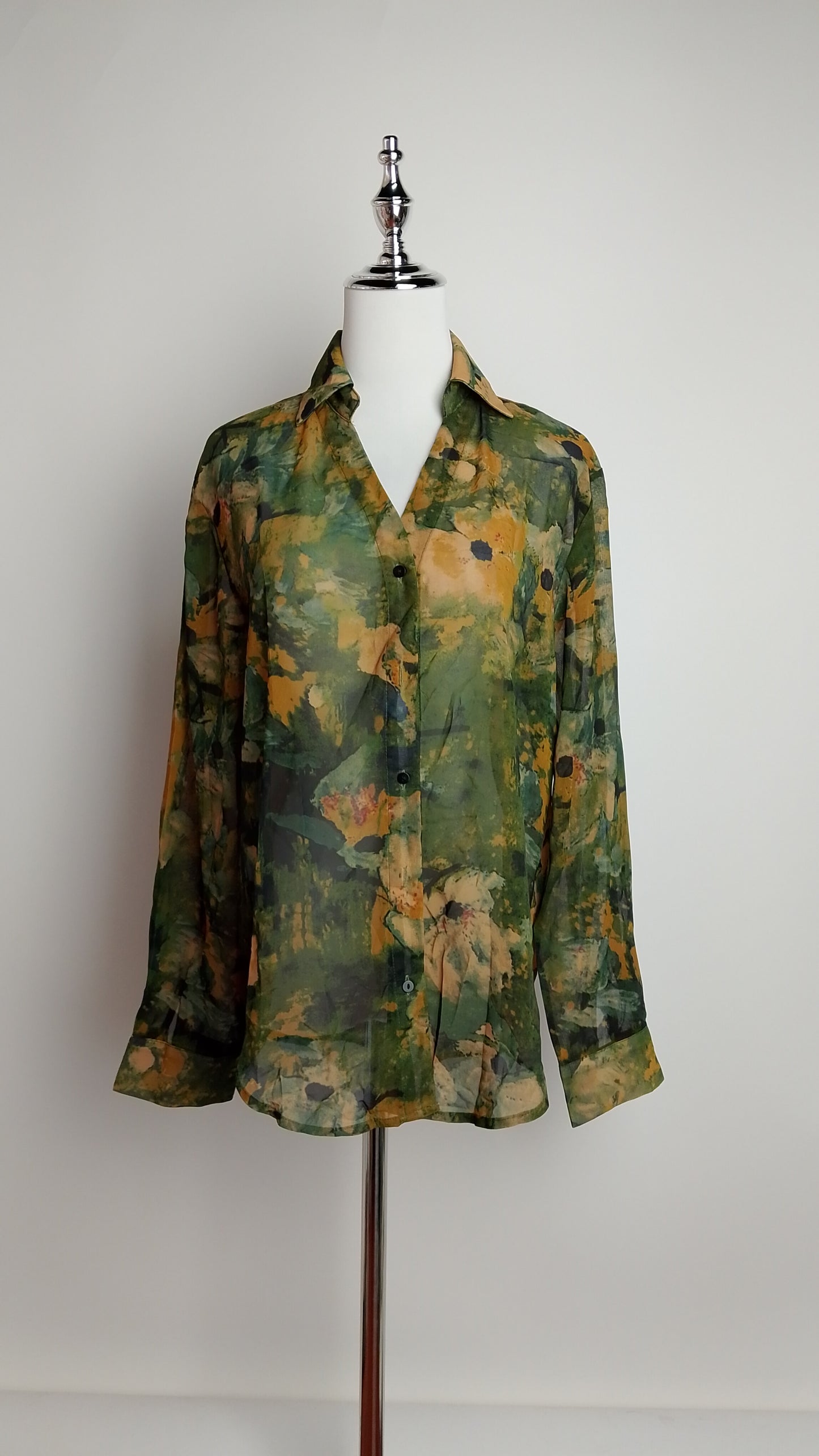 Blusa estampada verde oliva / ANB26011
