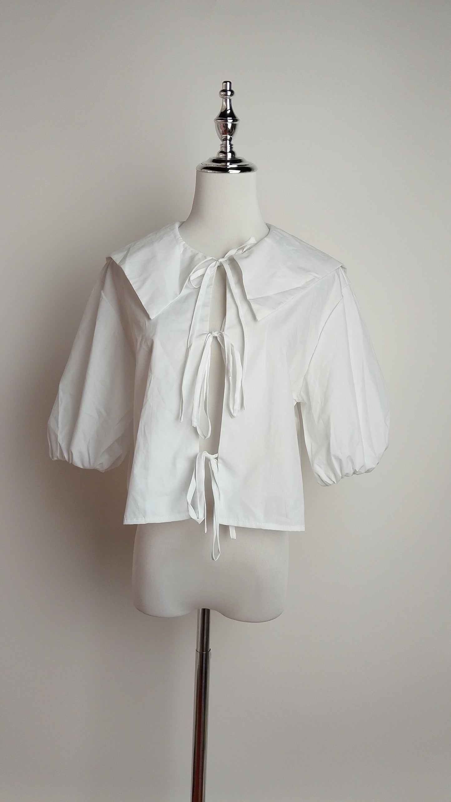 Blusa romántica blanca / ANB26015