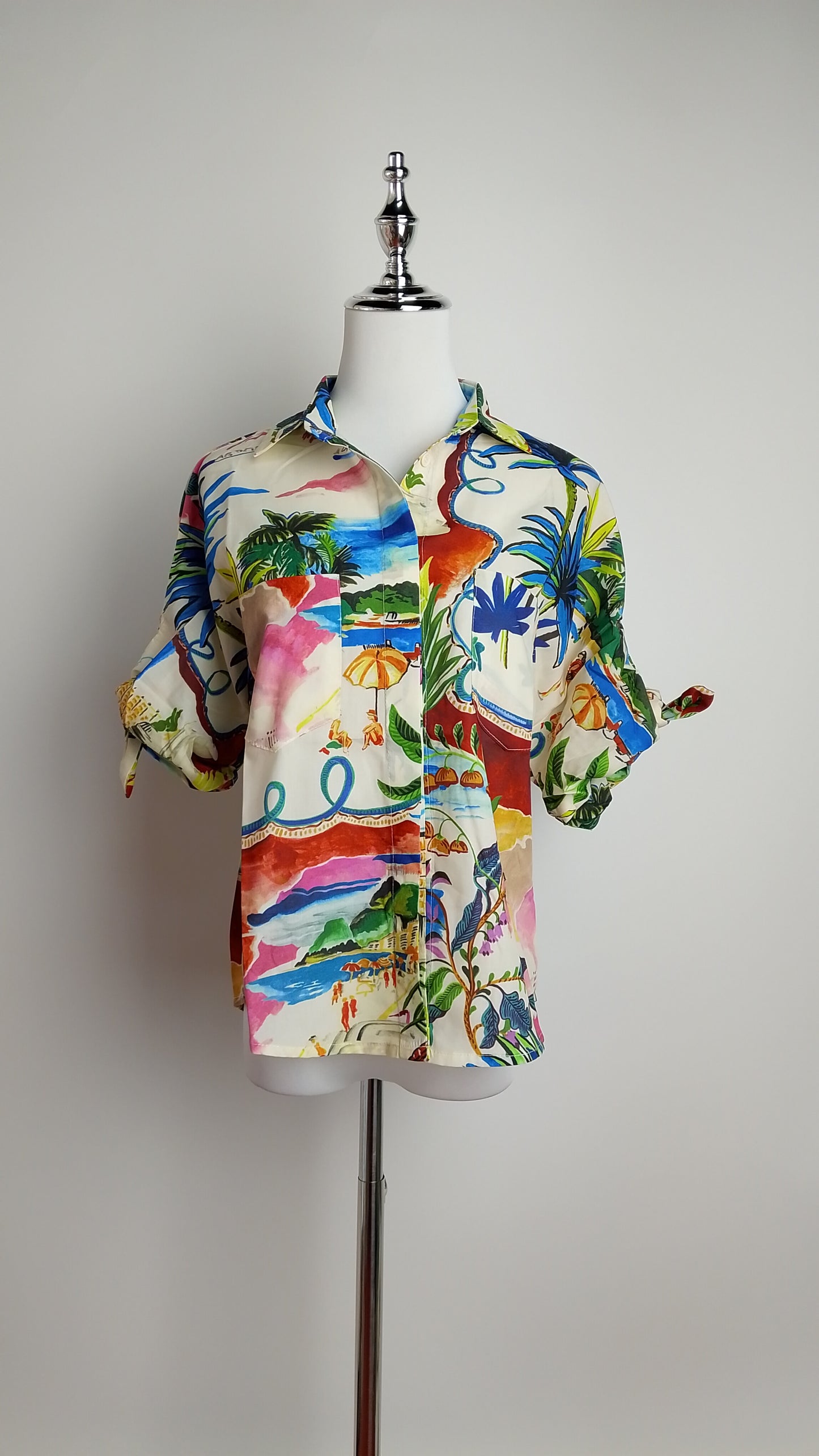Blusa multicolor artística / ANB26006