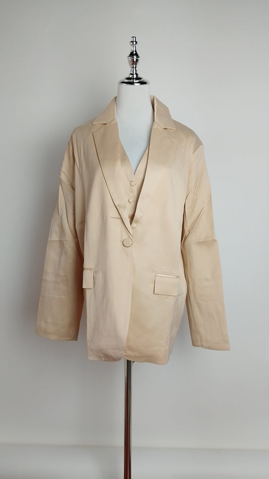 Blazer beige clásico – ANBL2601