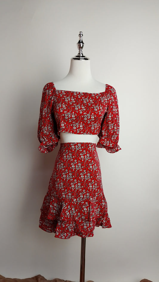 Conjunto rojo floral manga larga / ANS11