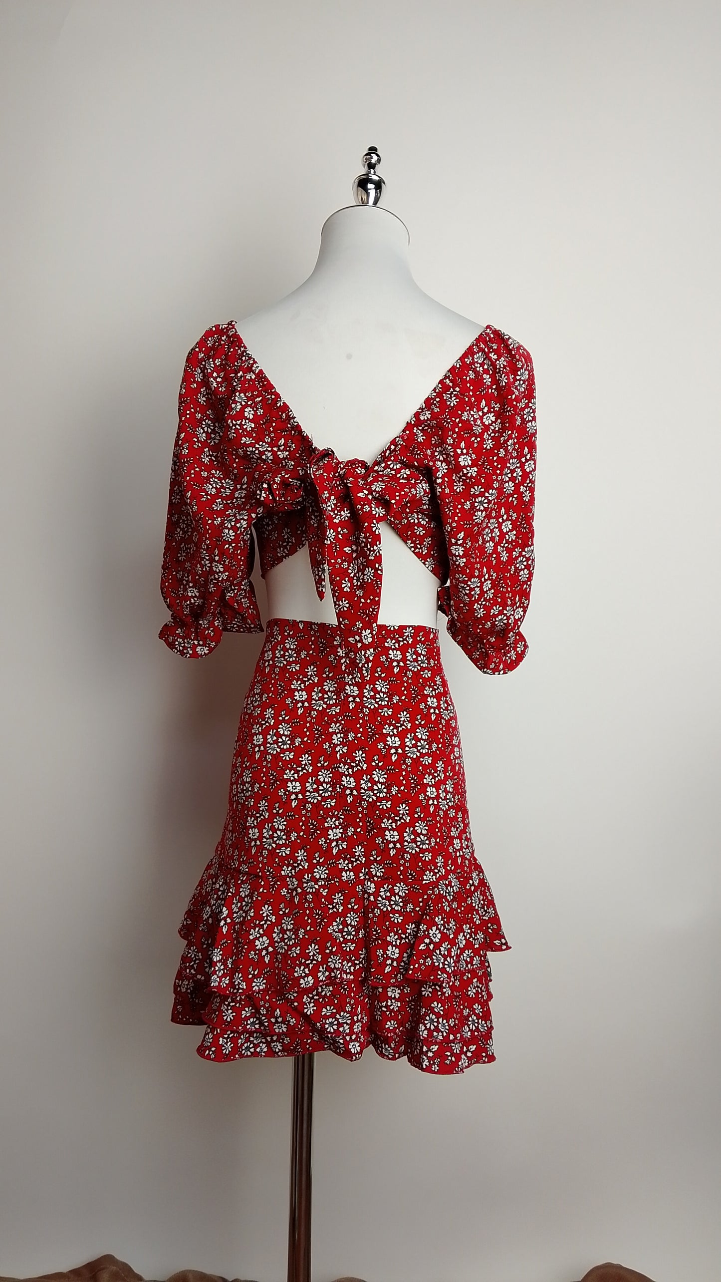 Conjunto rojo floral manga larga / ANS11
