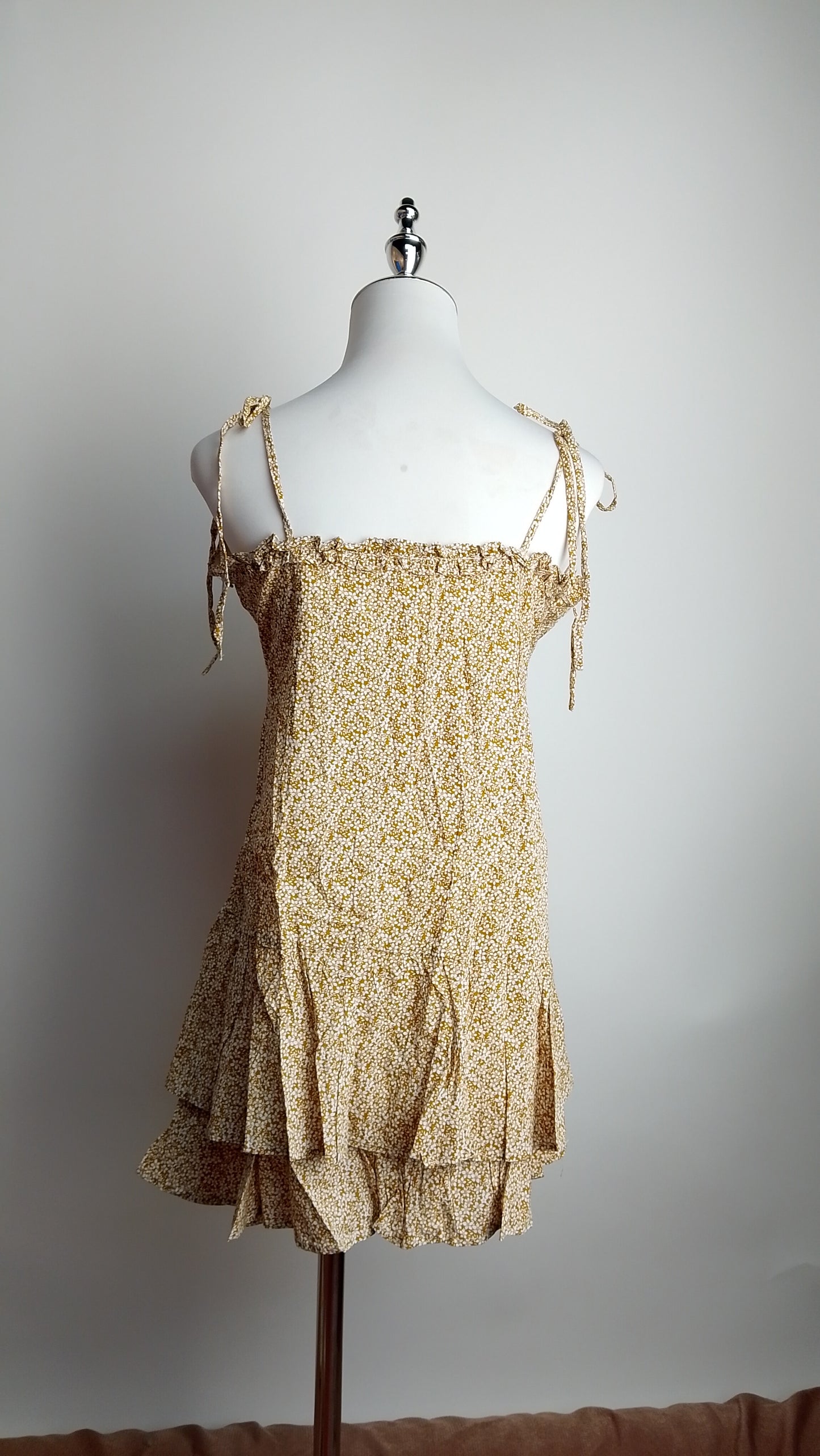 Vestido con volantes /ANV18