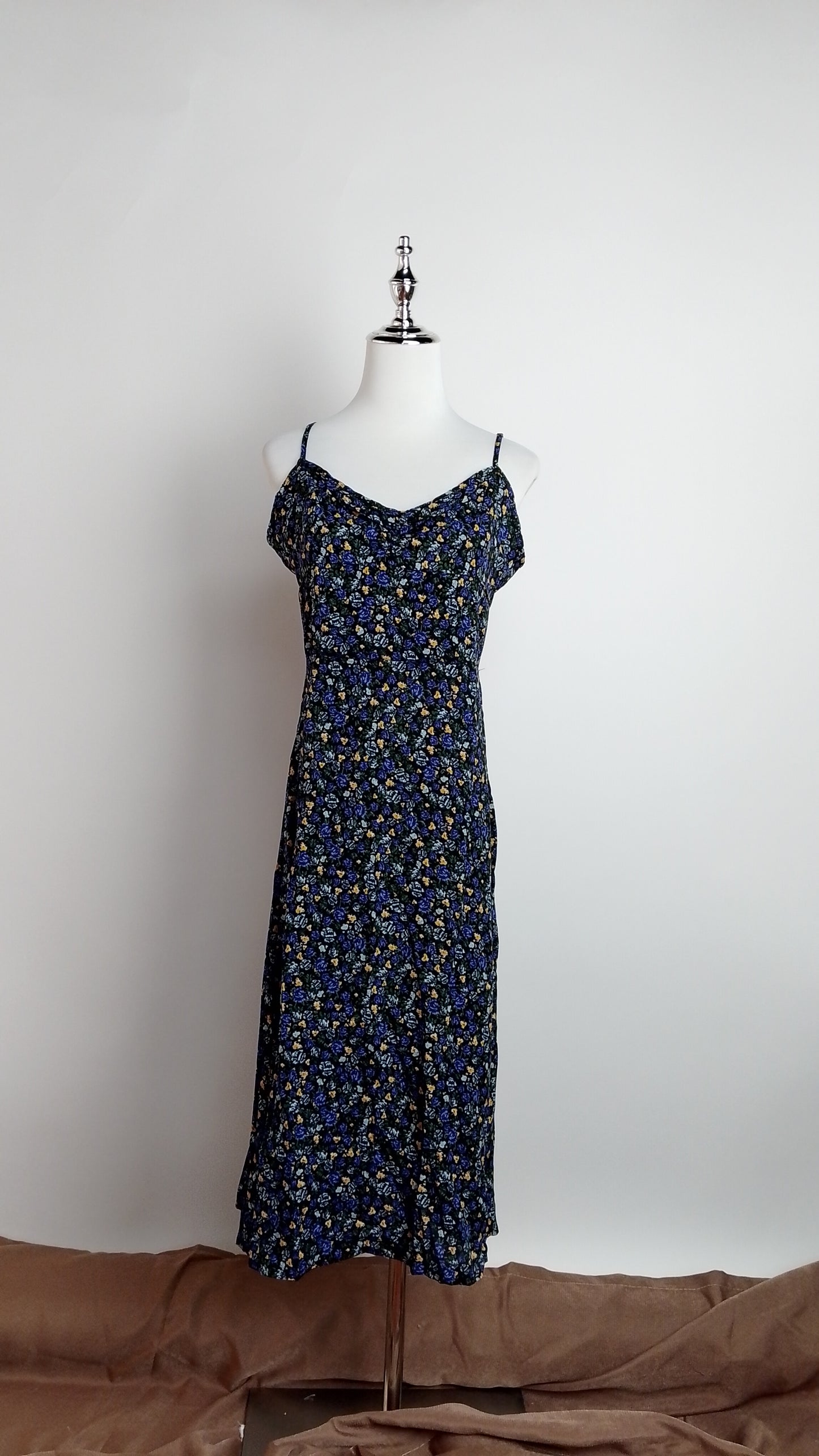 Vestido midi floral tirantes / ANV51