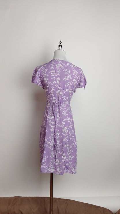 Vestido corto lavanda romántico / ANV53