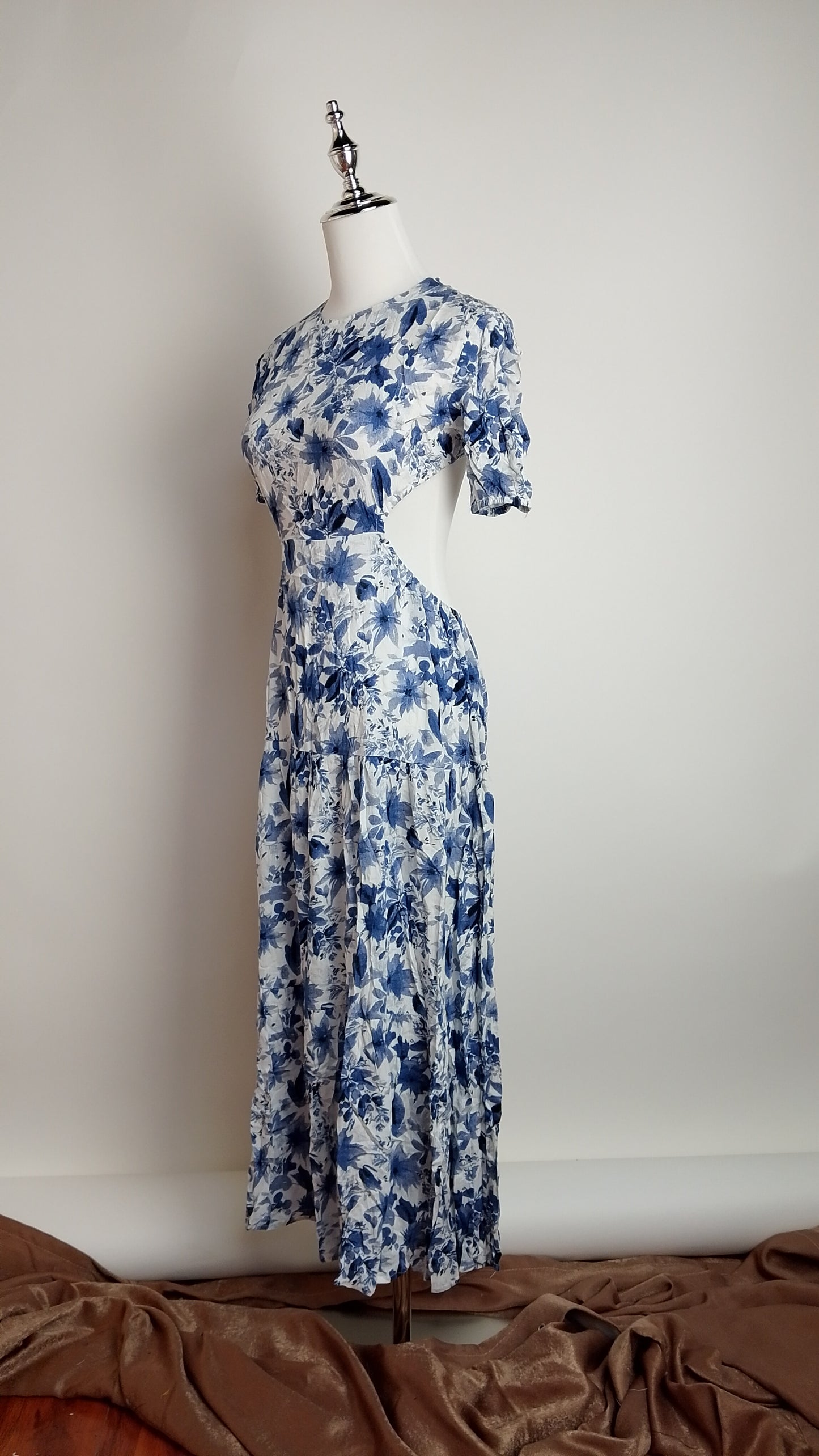 Vestido midi floral azul abertura / ANV71