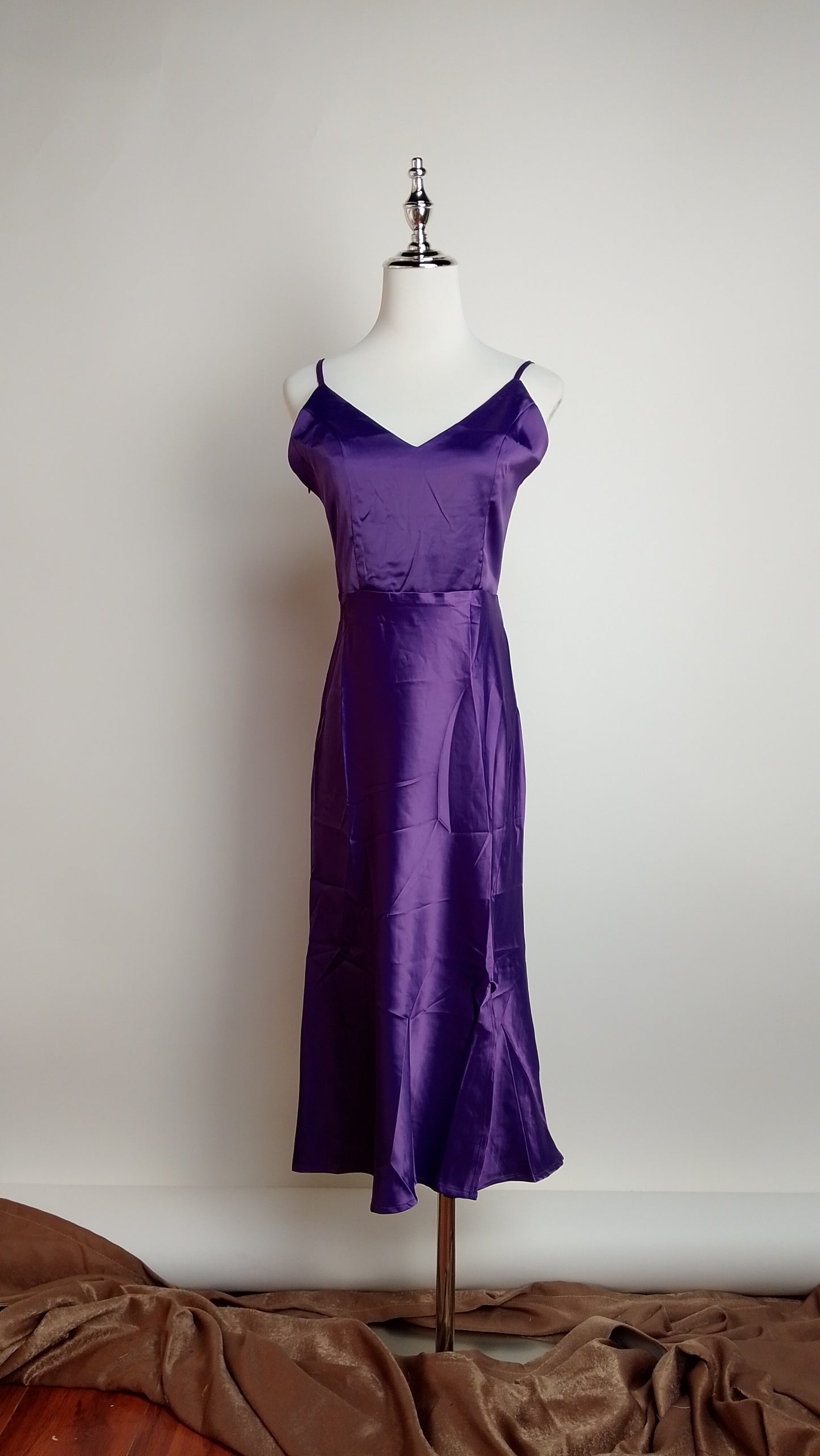 Vestido satinado morado / ANV73