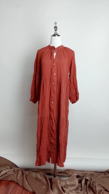 Vestido marrón mangas largas / ANV74