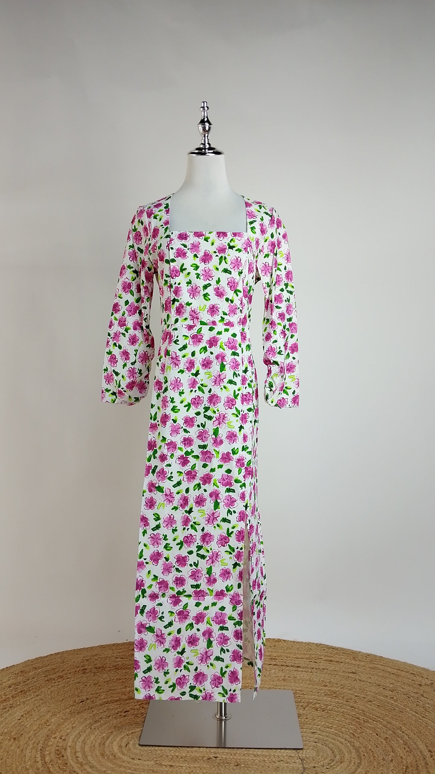 Vestido floral blanco ajustado / ANV79