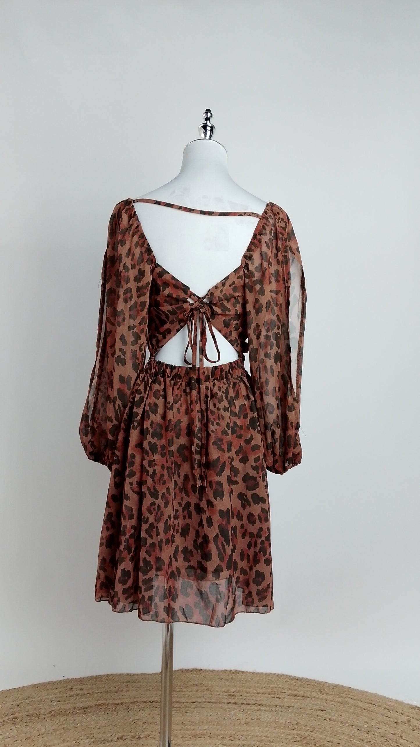 Vestido corto café / ANV84