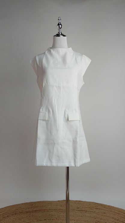 Vestido blanco minimalista / ANV88