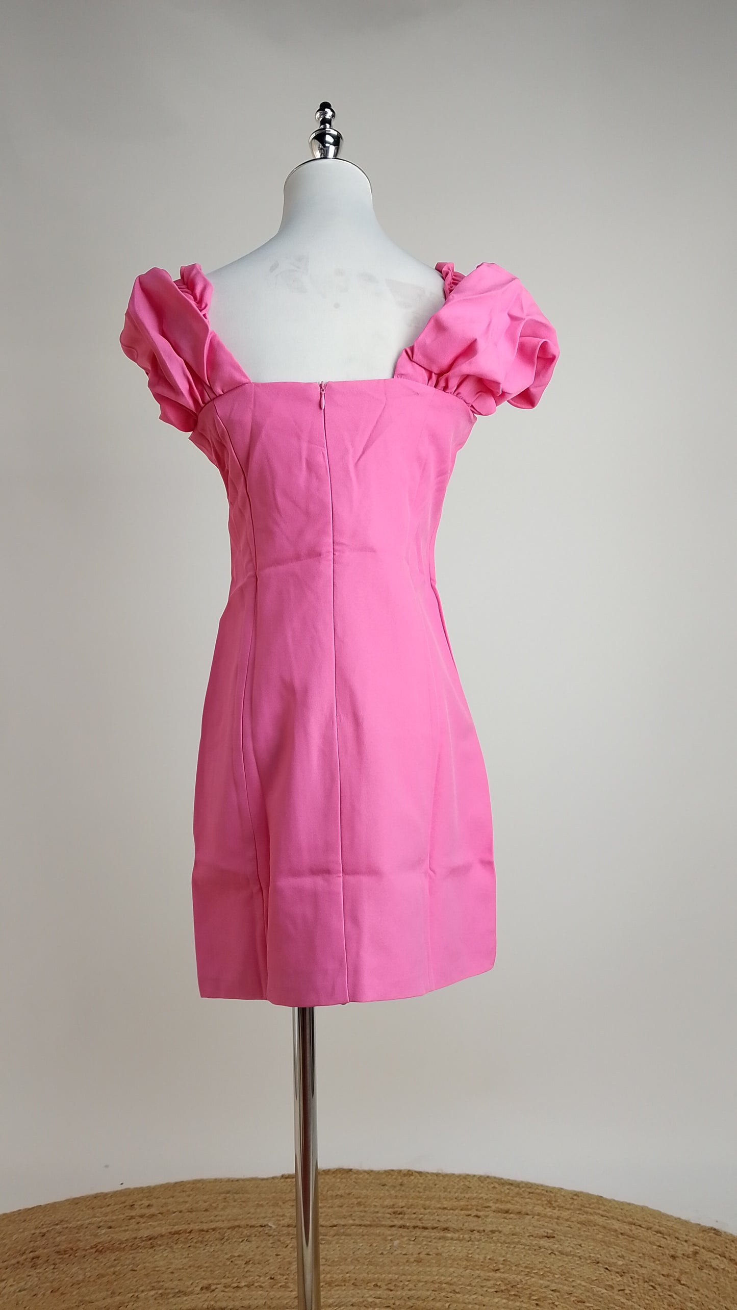 Vestido corto rosa ajustado / ANV95