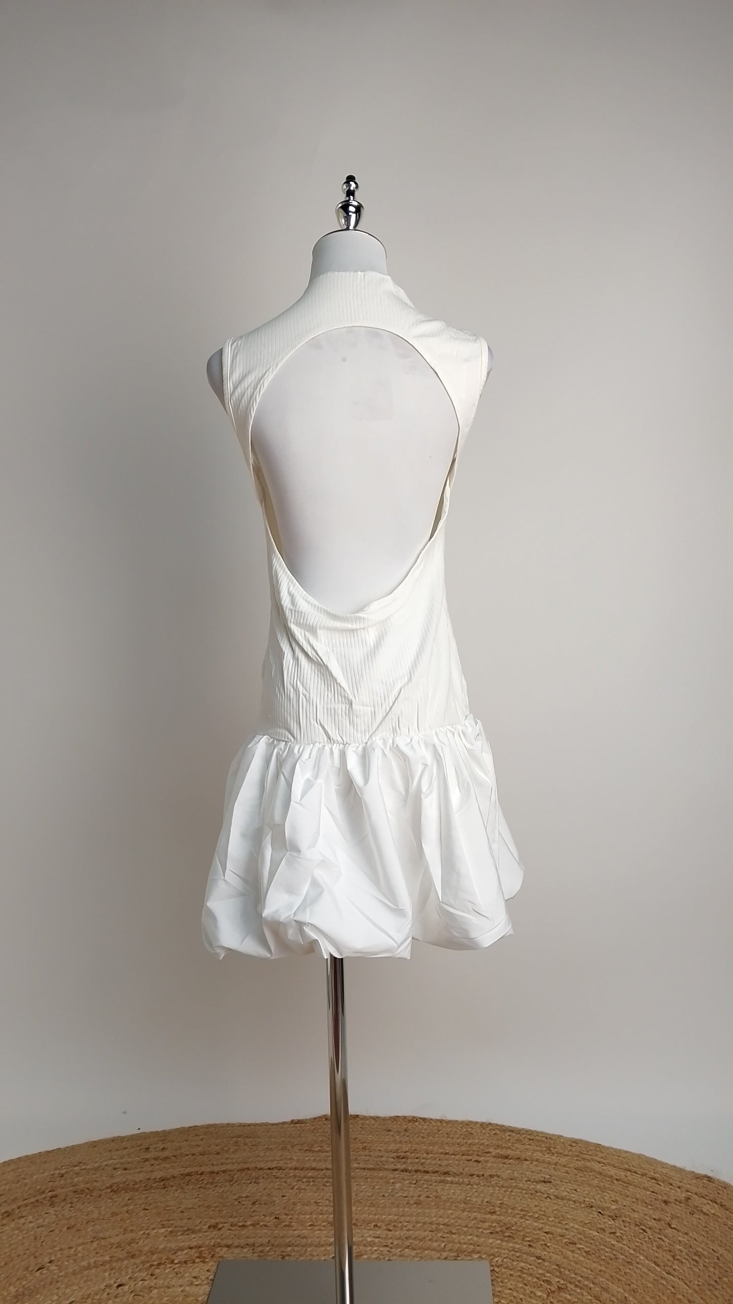 Vestido corto blanco fluido / ANV98