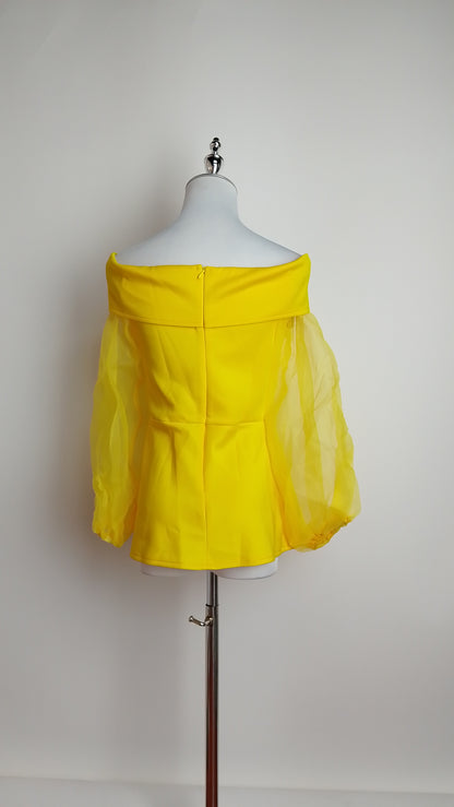 Blusa amarilla off-shoulder / AO186