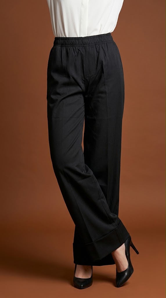 Outfits Blanco y Negro / CAS152