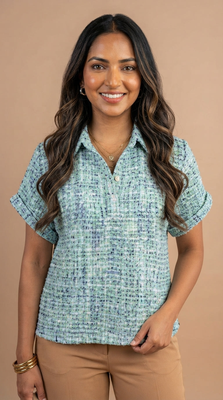 Blusa Estampada de Manga Corta con Cuello Camisero / ANB26049