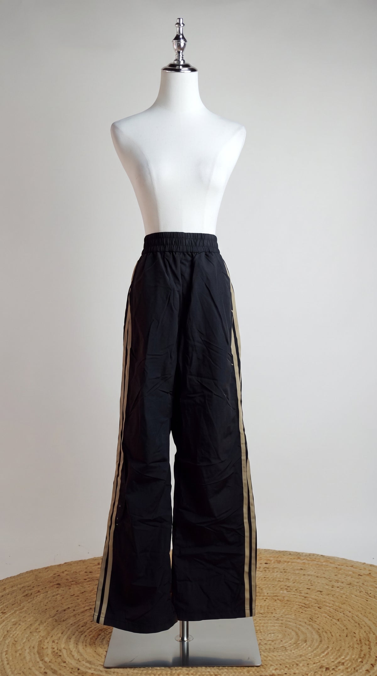 Outfits Blanco y Negro / CAS91