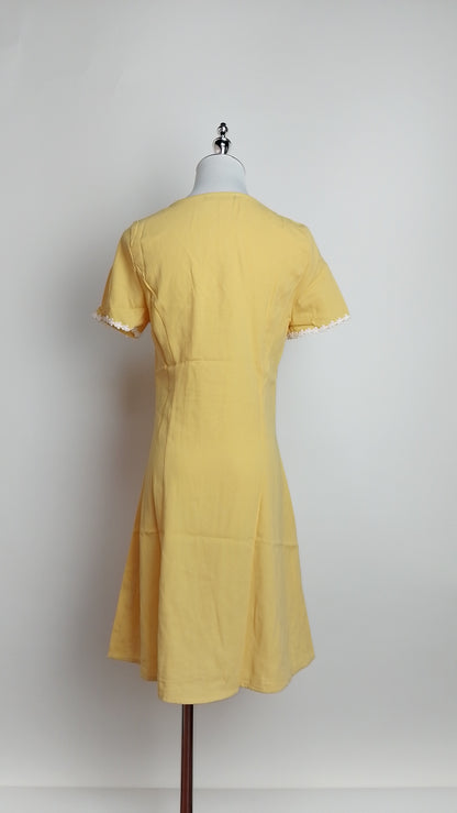 Vestido corto amarillo botones / ANV76