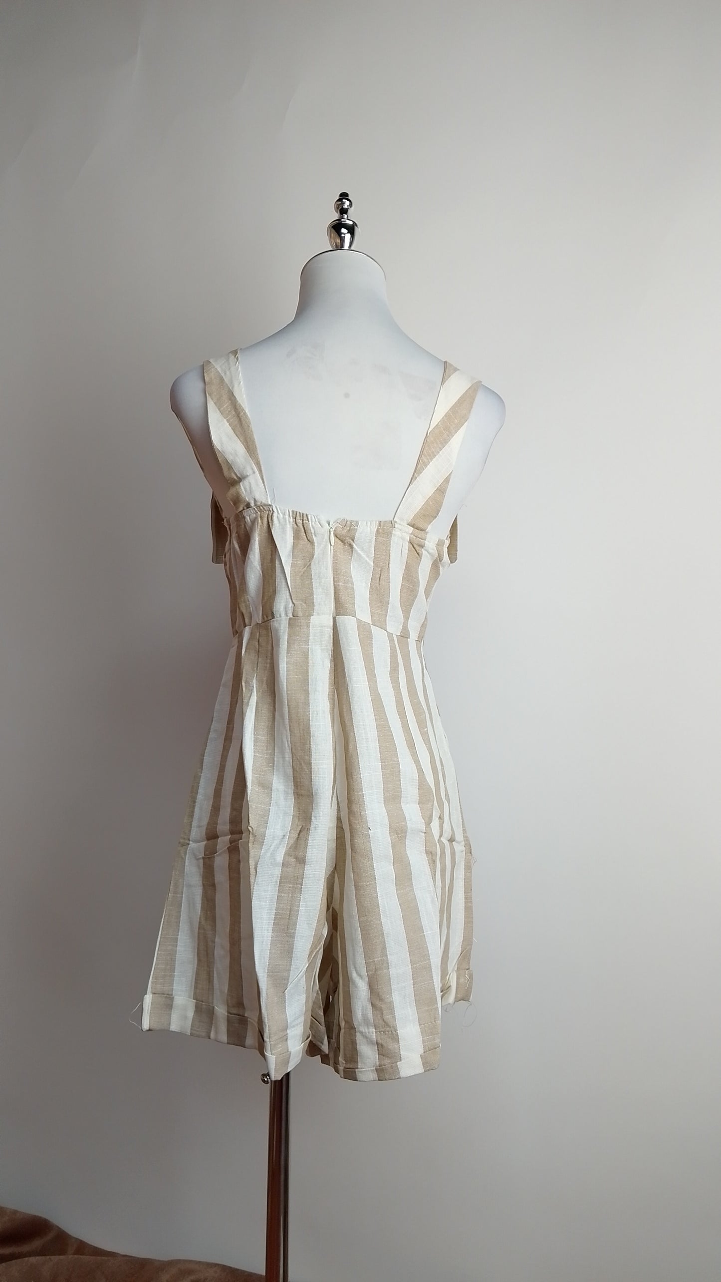 Enterizo corto rayas beige / ANJ03