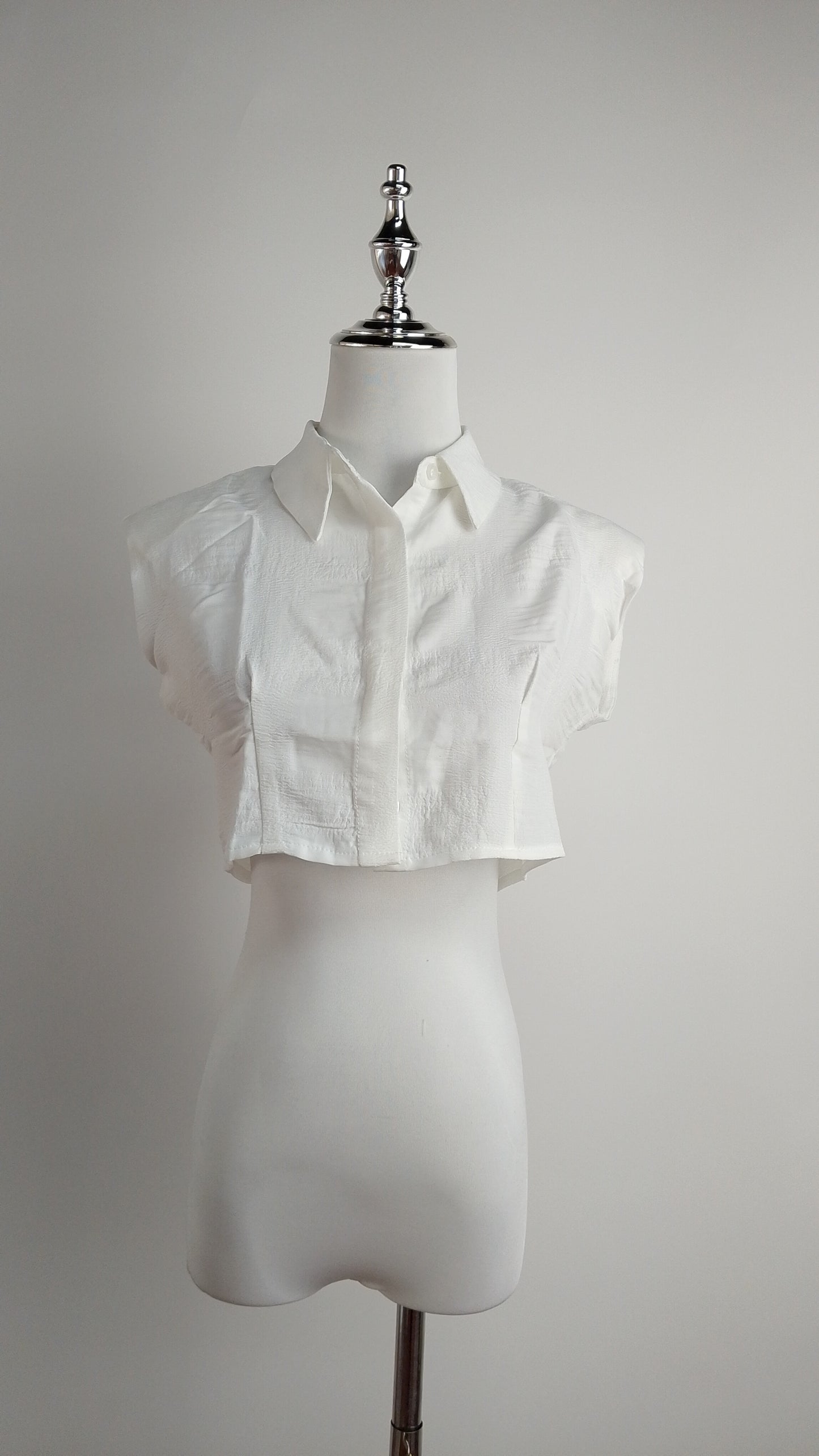 Blusa corta blanca urbana / ANB39