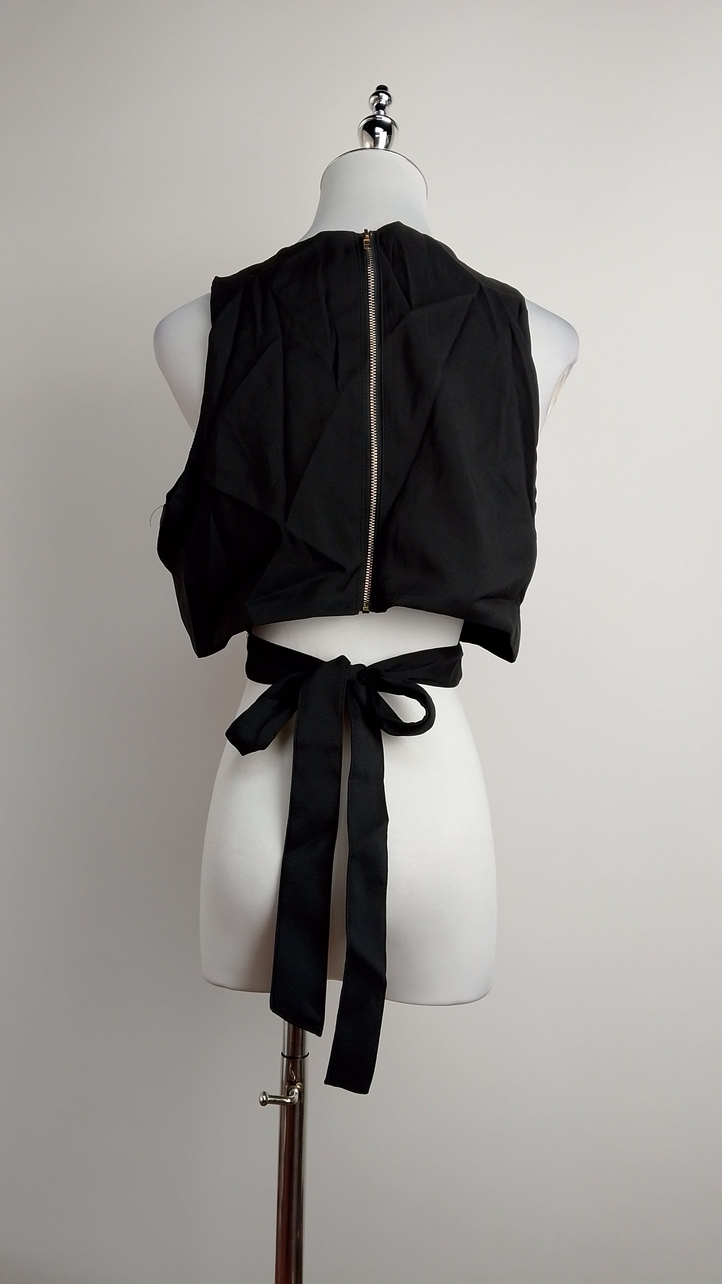 Top negro minimalista / ANB33