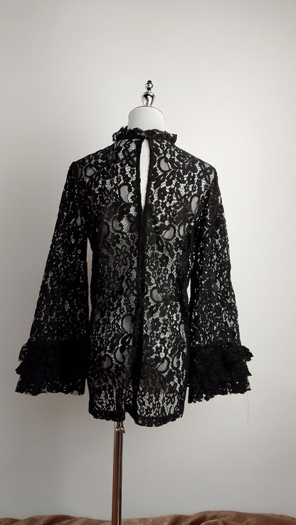 Blusa negra encaje sofisticada / ANB29