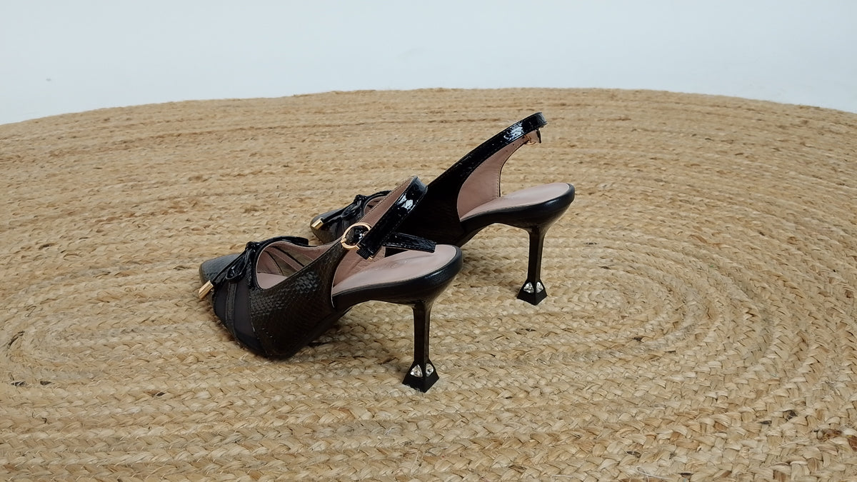 Tacones de Punta Contrastante / Z260132