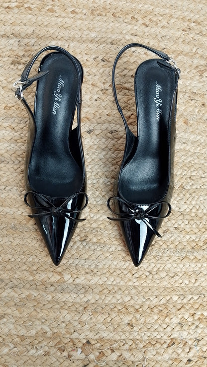 Tacones Negros Clásicos / Z260131
